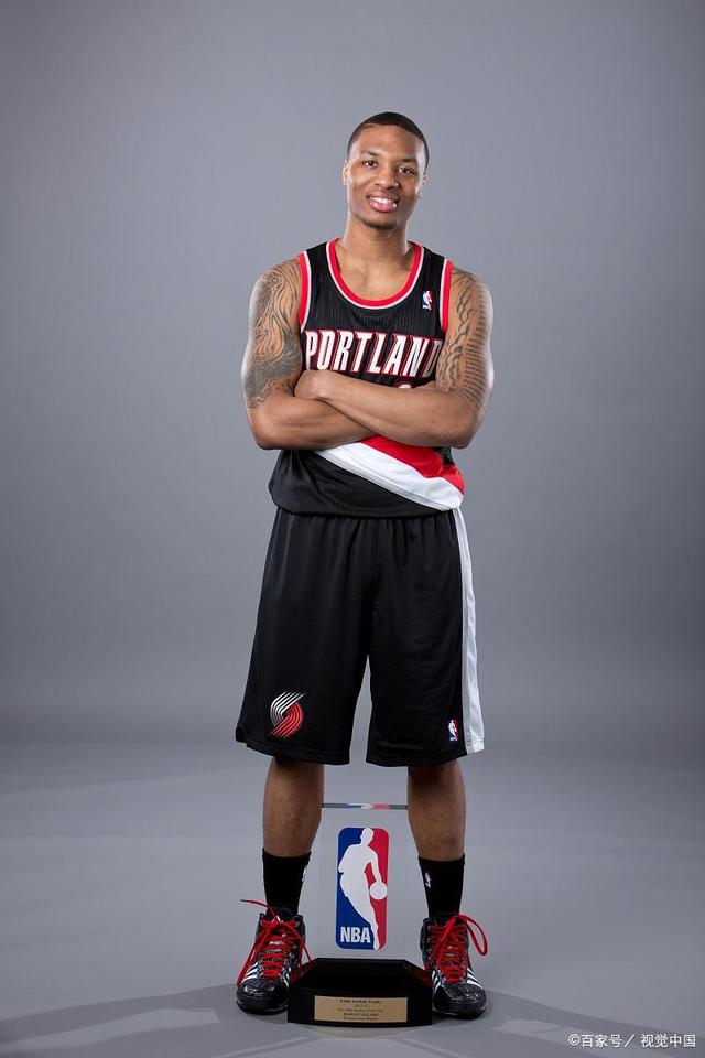 英雄联盟S15-包含国际比赛日体能课后，波特兰开拓者回应争议备战中超，媒体盛赞，轮换策略成焦点的词条